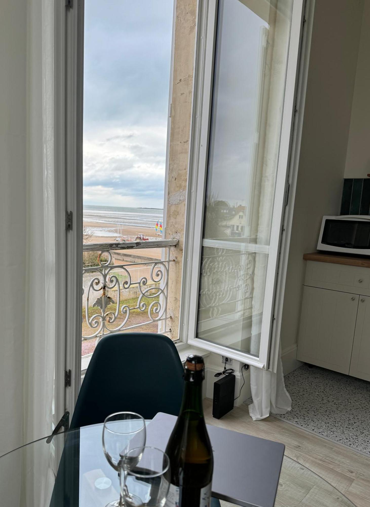 Sunny Apt On D-Day Beach With Parking Saint-Come-de-Fresne Luaran gambar